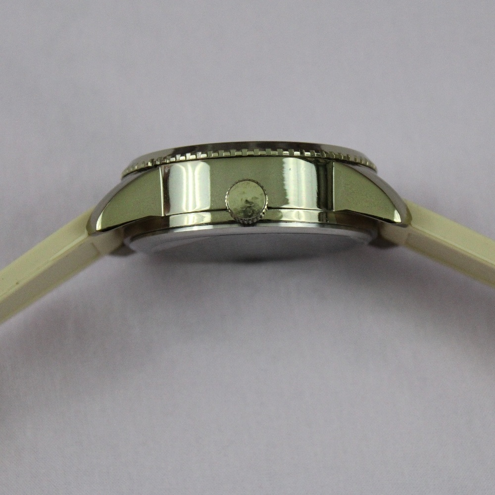 Fun Charm Watch - Picture 5 of 8